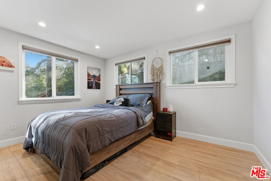 Burwood photo 10