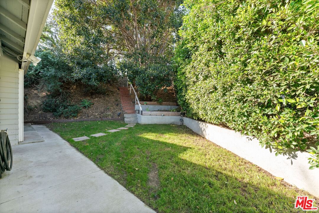 Burwood photo 16
