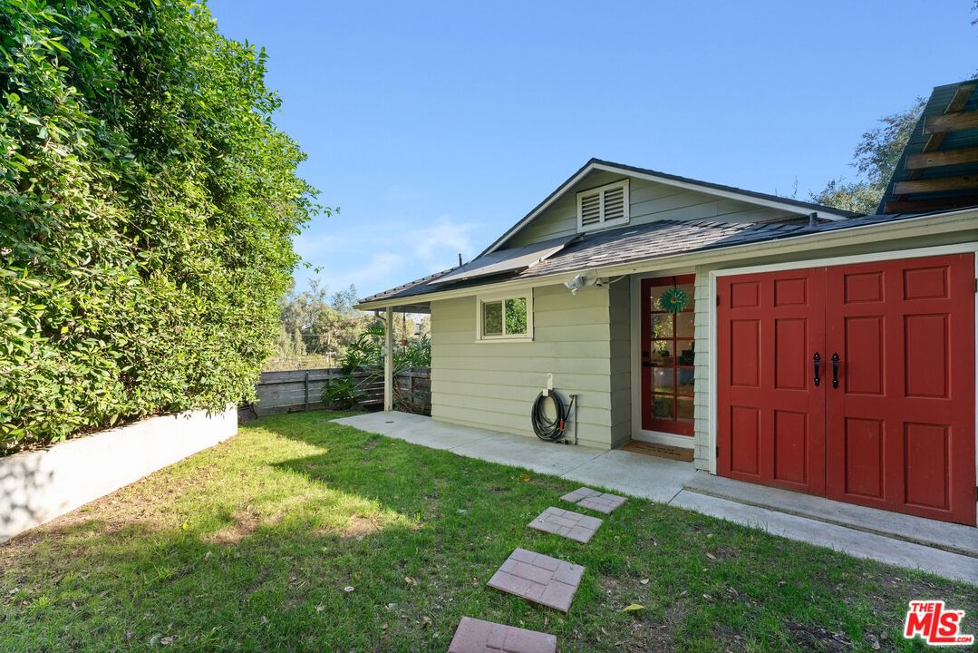 Burwood photo 17