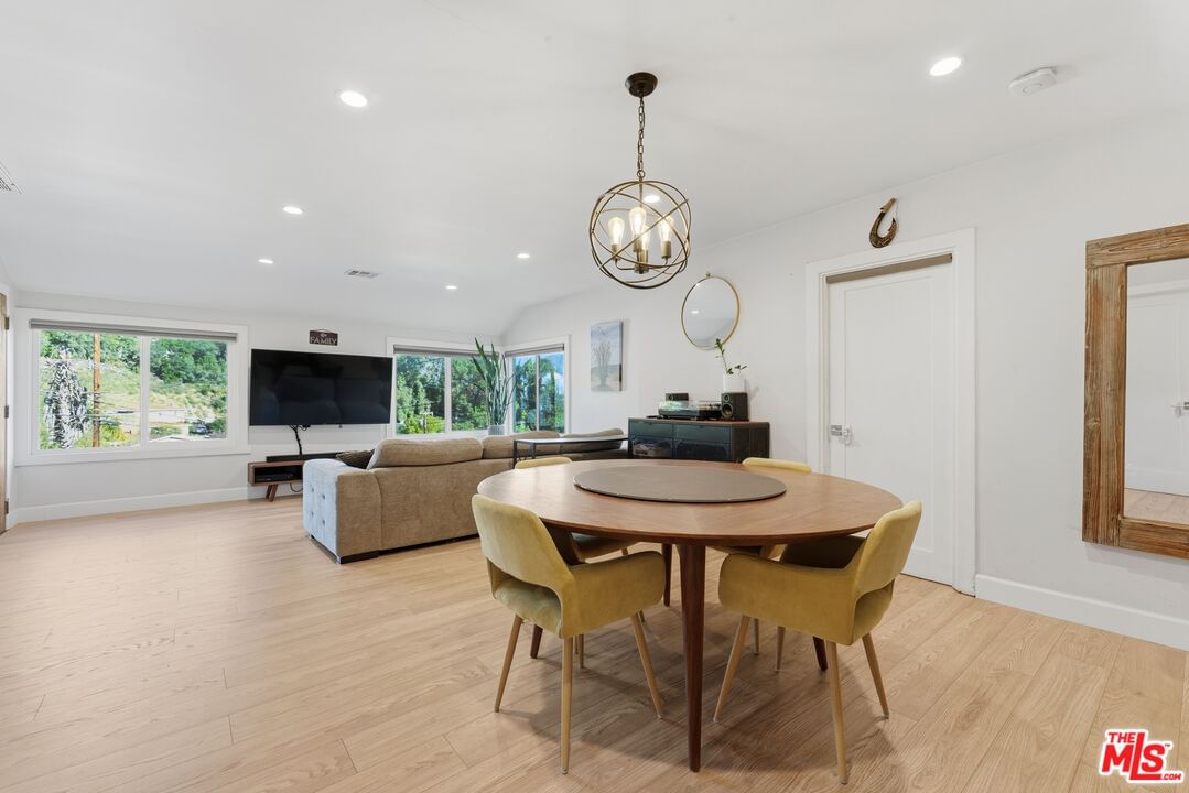 Burwood photo 6