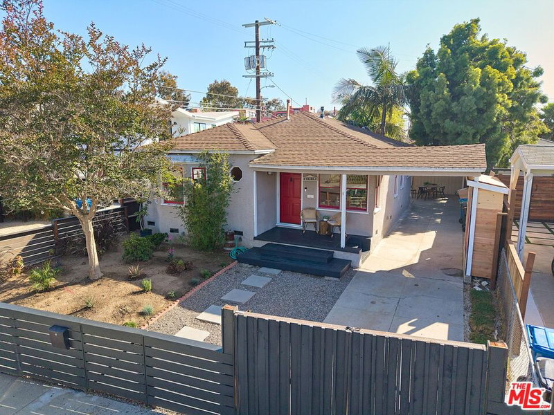 249 Ruth Ave