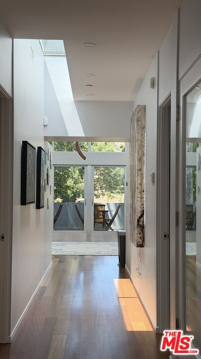Mulholland photo 17