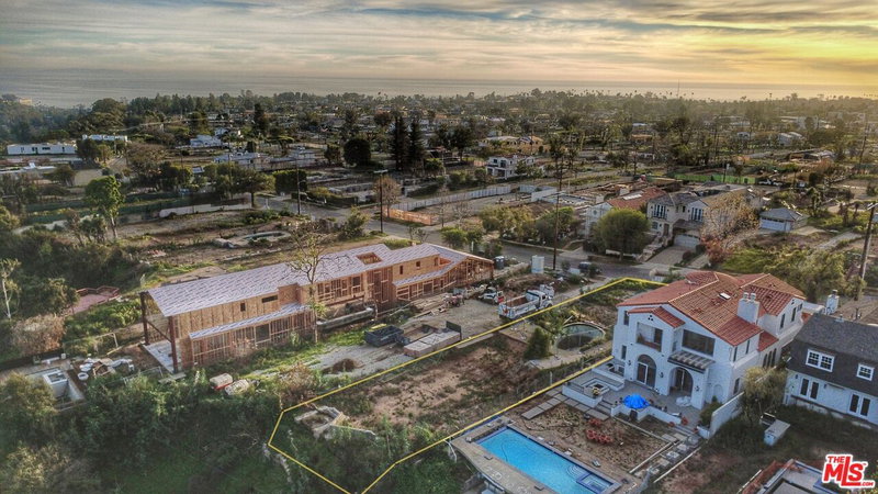 1028 Chautauqua Blvd