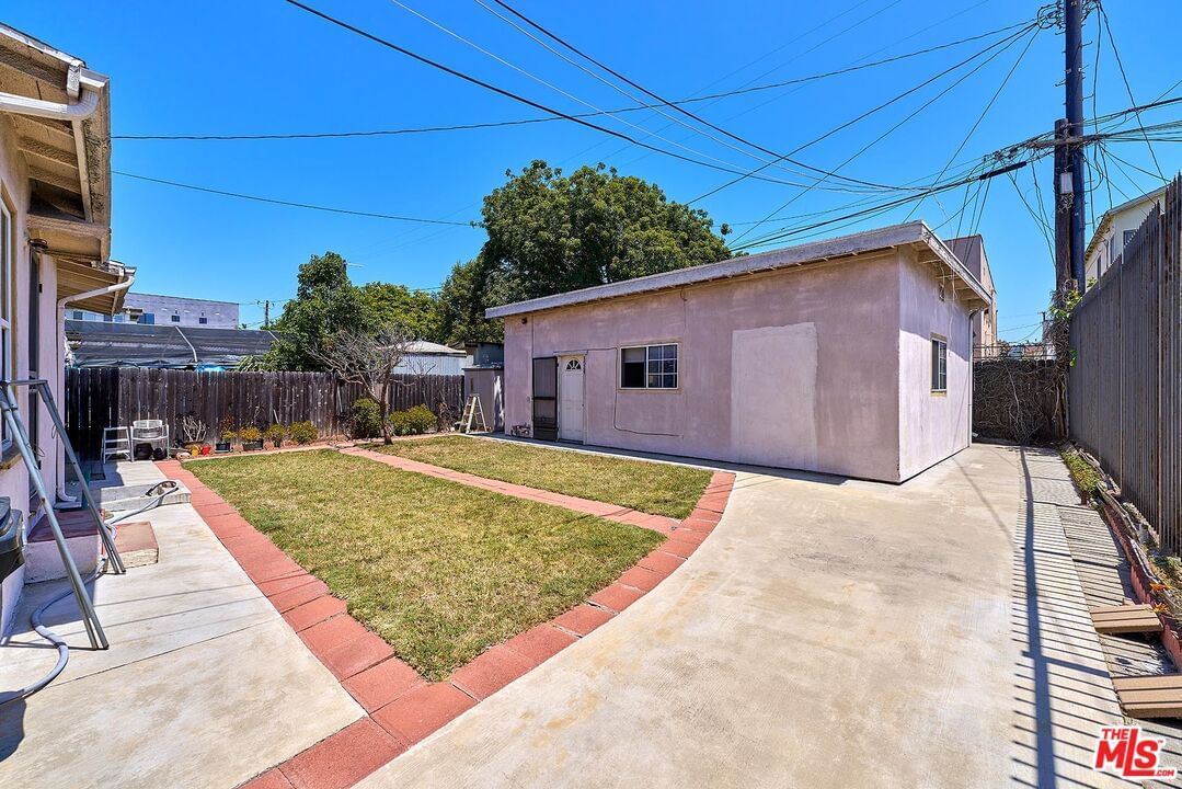 Crenshaw photo 18