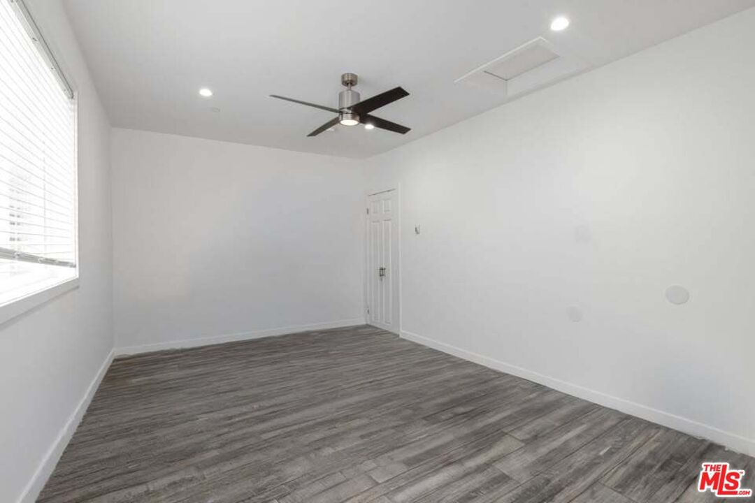 Altadena photo 52