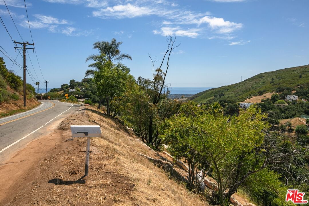 Latigo Canyon photo 7