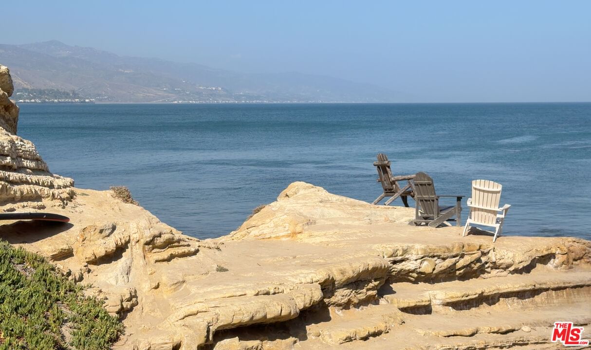 Dume photo 19