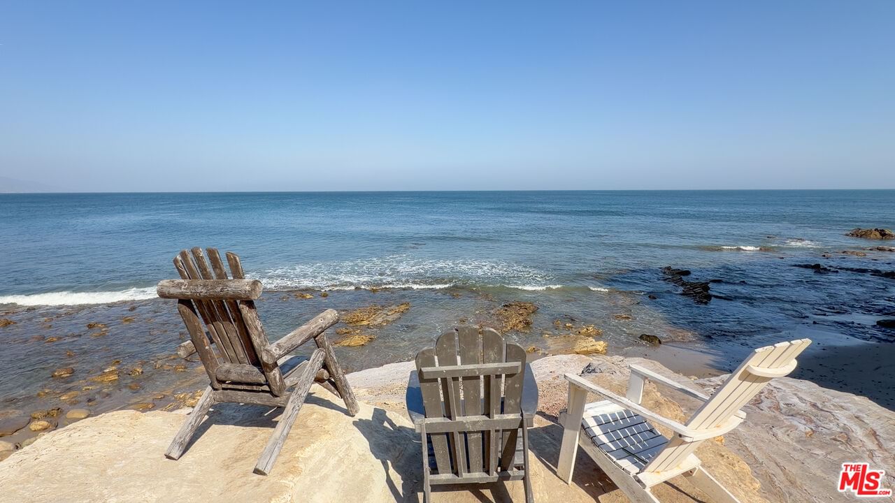 Dume photo 44