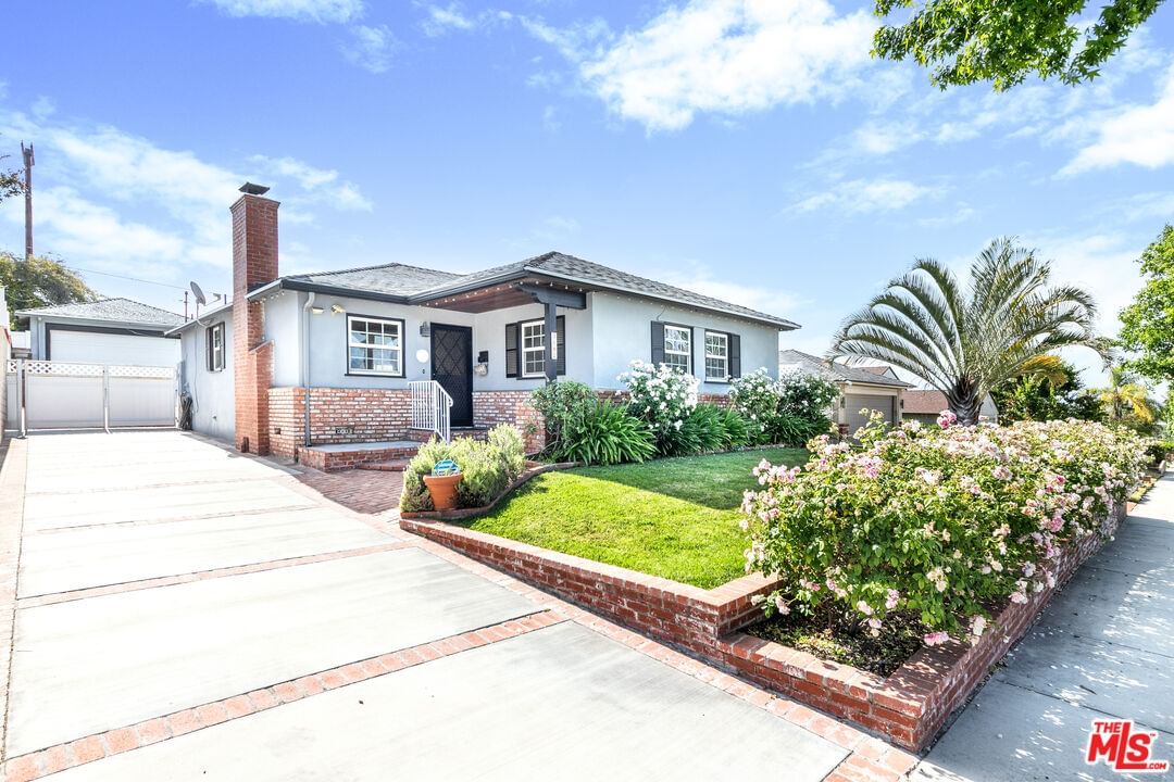 Naomi photo 2