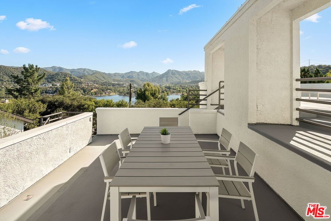 Lake Sherwood photo 40