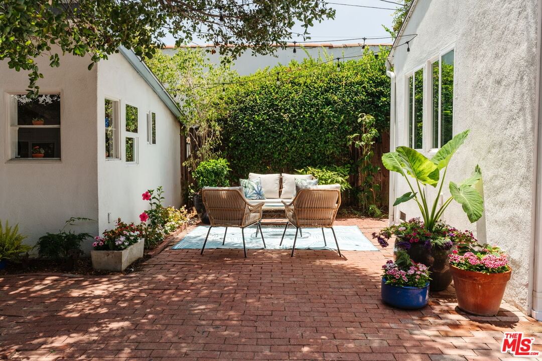 Crescent Heights photo 50