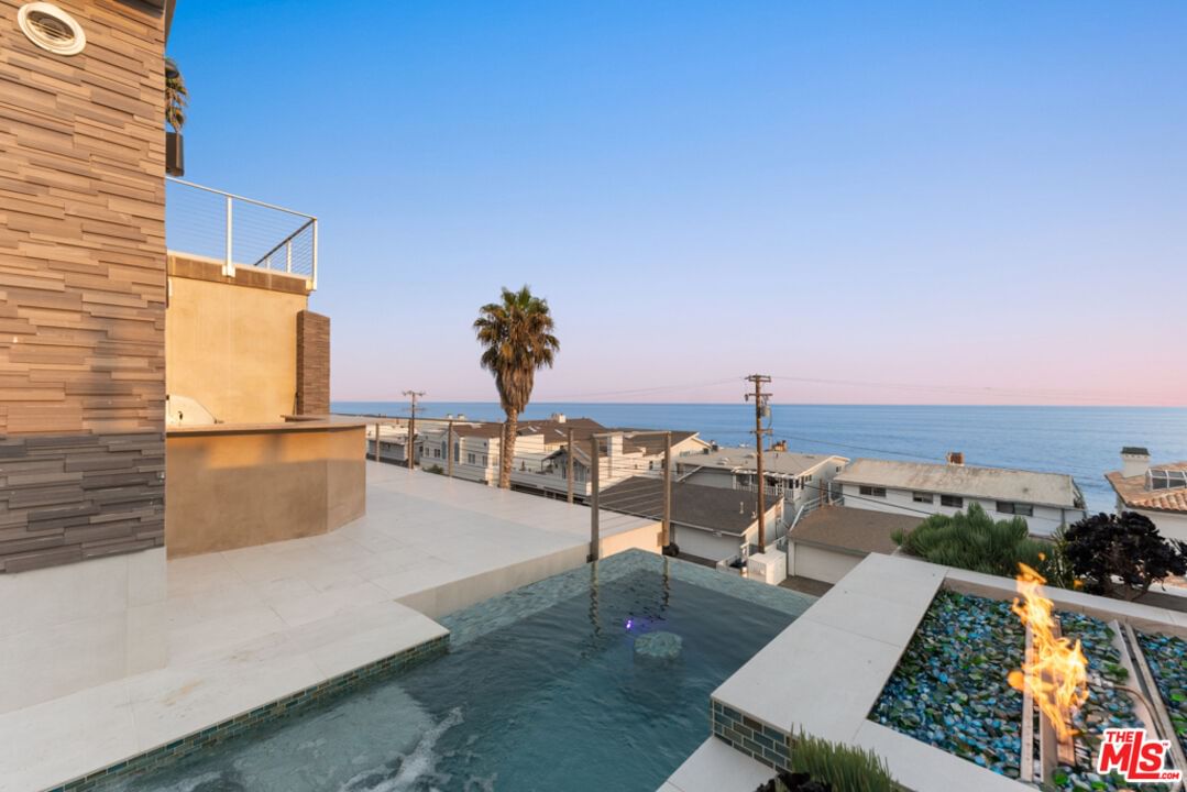 Malibu photo 8