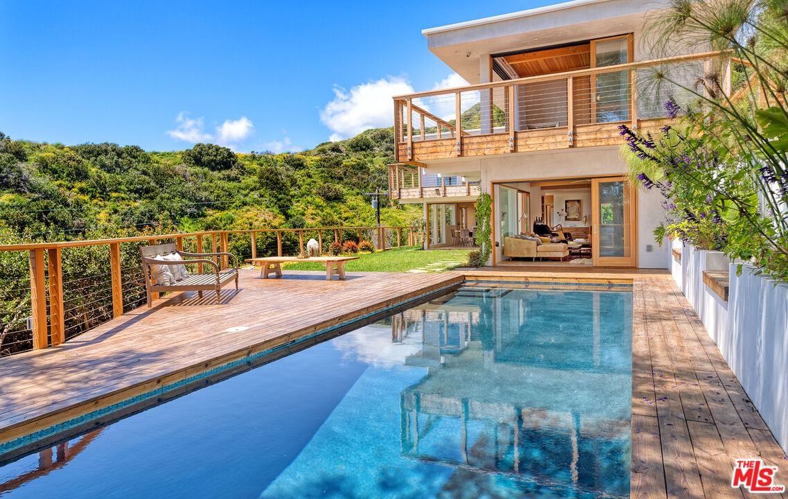 Rockpoint photo 25