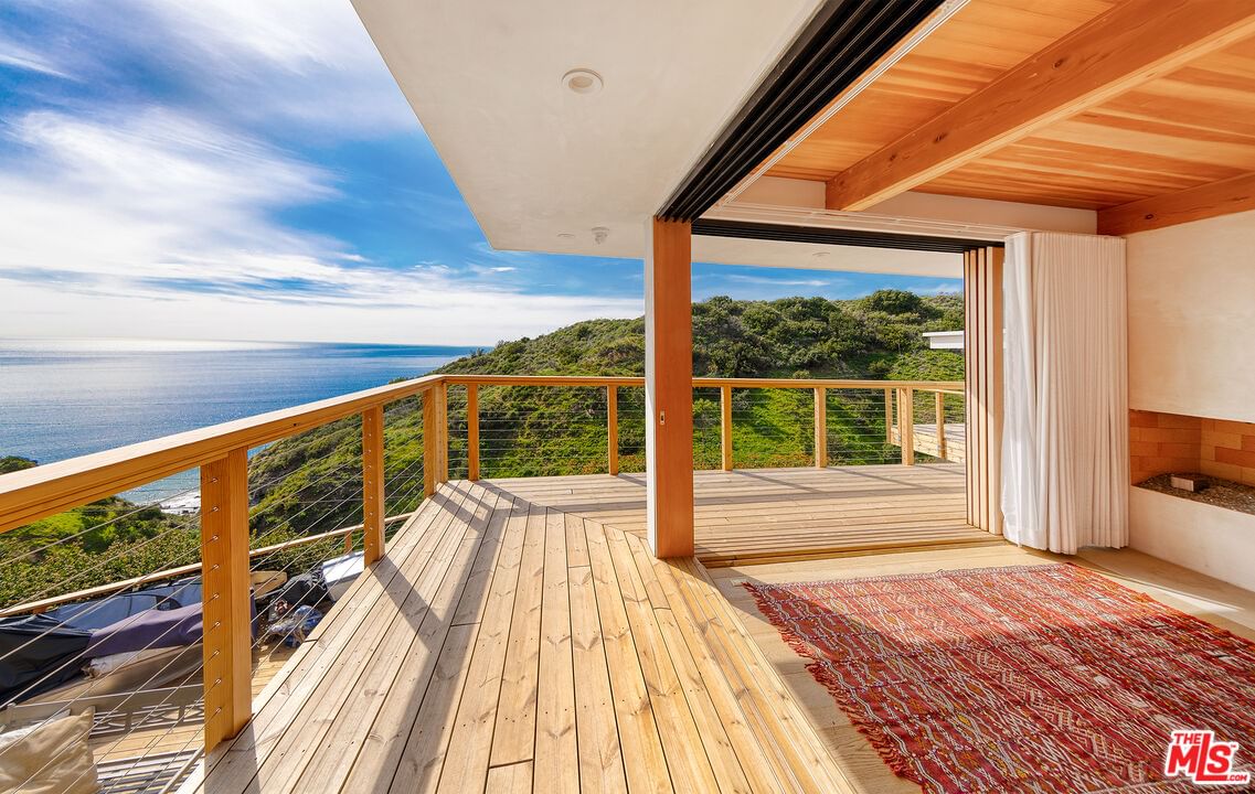 Rockpoint photo 40