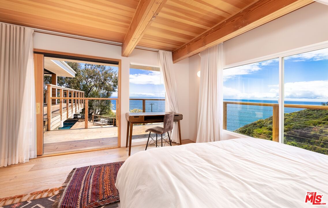 Rockpoint photo 52