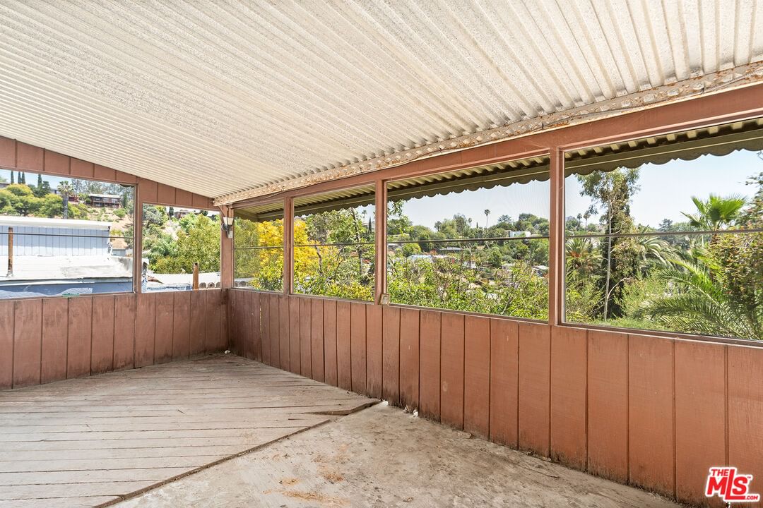 Oak Crest photo 20