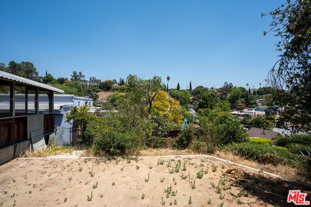 Oak Crest photo 22