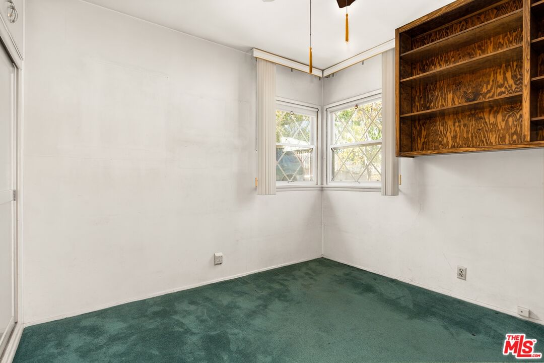 Oak Crest photo 9
