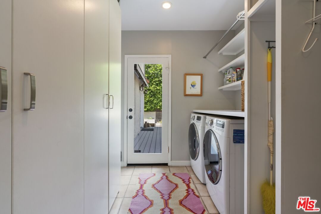 Cloverdale photo 20