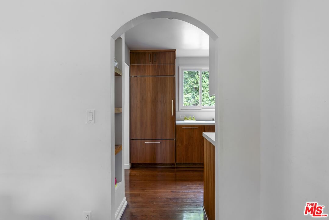 Cloverdale photo 7