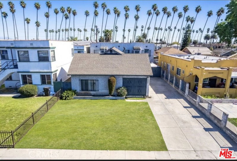 4430 Arlington Ave