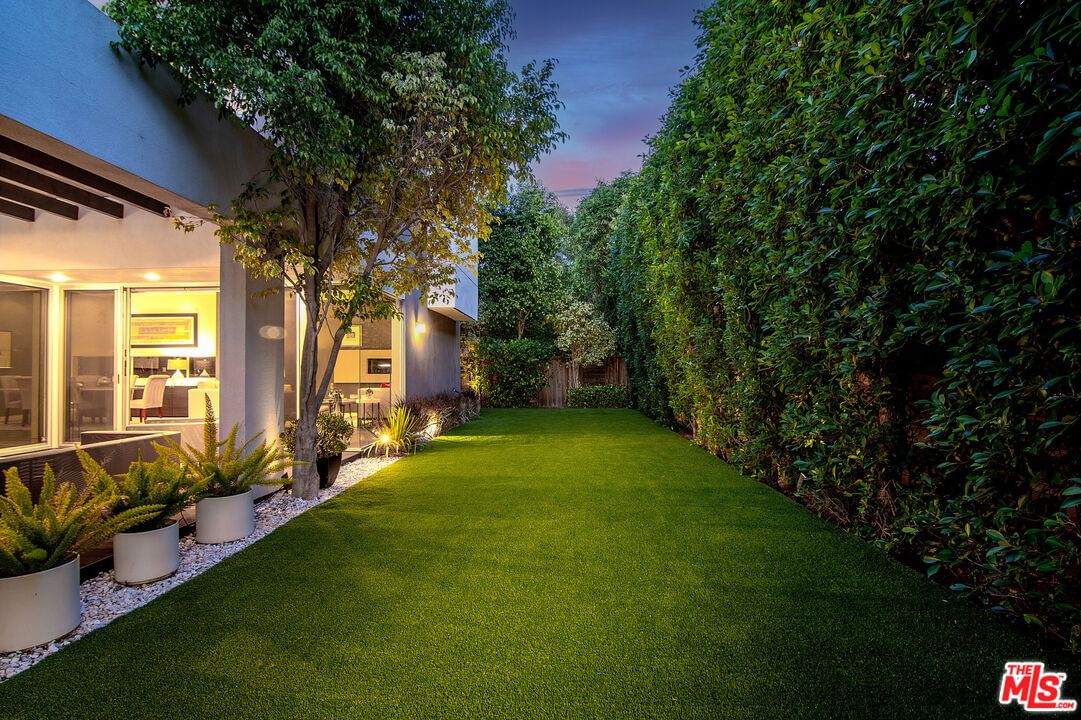 Moorpark photo 62
