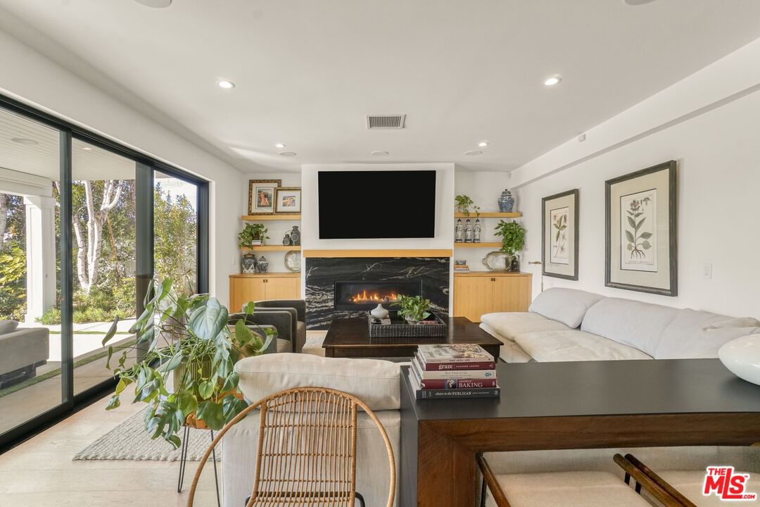 Lake Encino photo 18