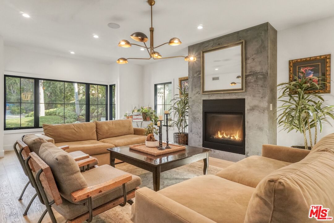 Lake Encino photo 9