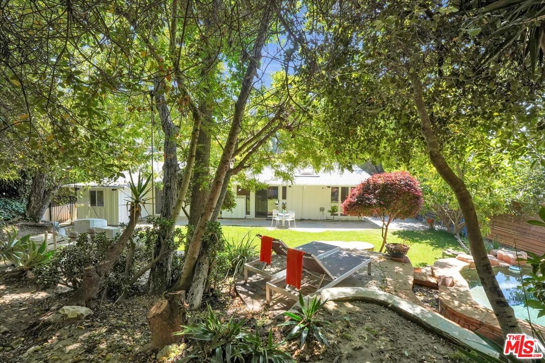 Woodcliff photo 44