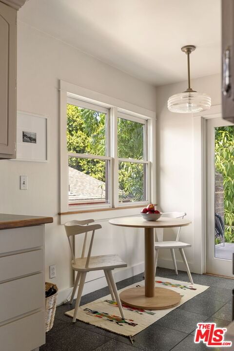Avenue 53 photo 22