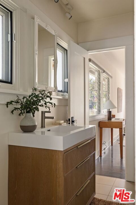 Avenue 53 photo 30