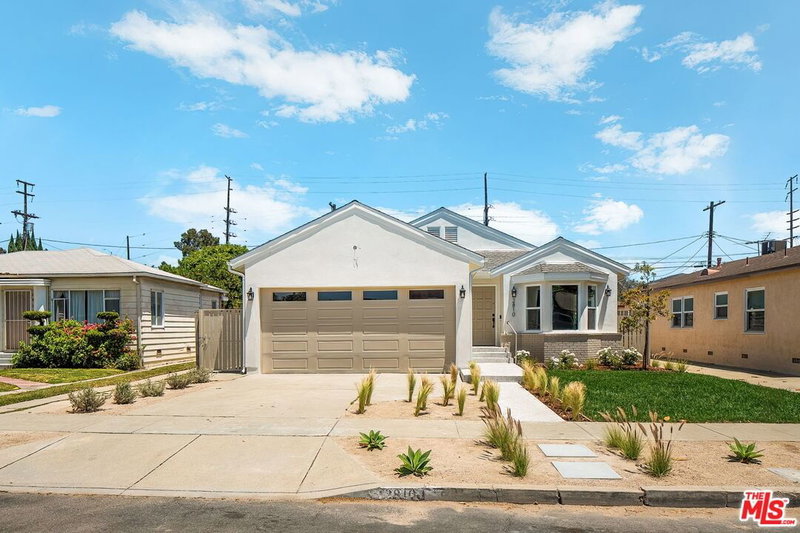 2810 Tilden Ave