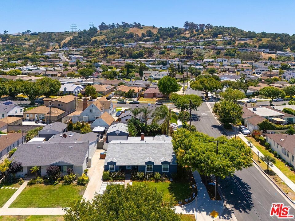 Fallsgrove photo 40