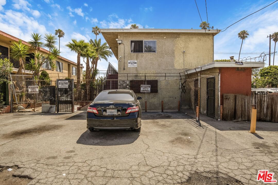 Figueroa photo 22