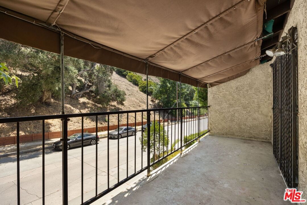 Canyon photo 21