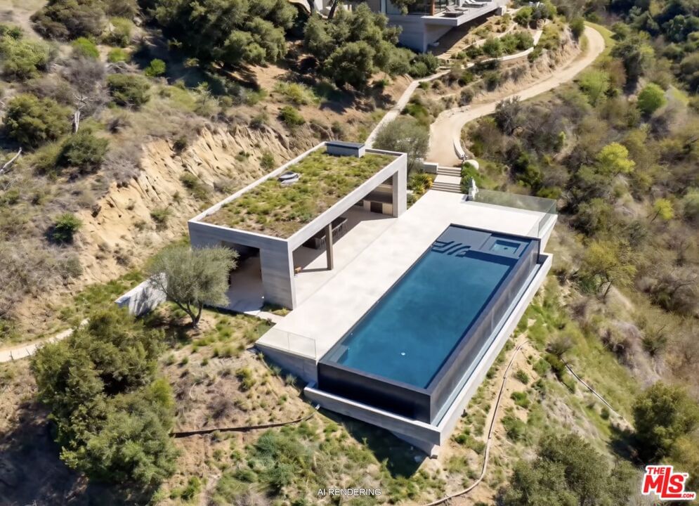 Mulholland photo 10
