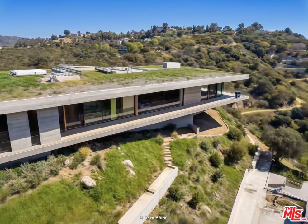 Mulholland photo 11
