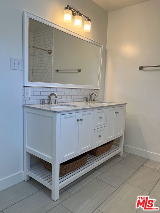 Burnside photo 14