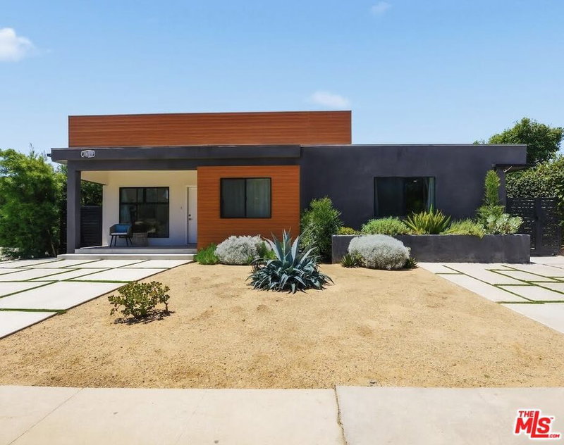 3629 Corinth Ave