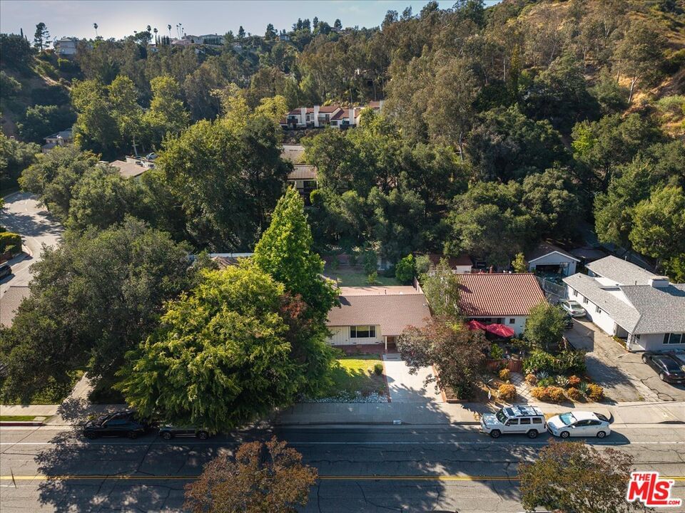 Chevy Chase photo 4