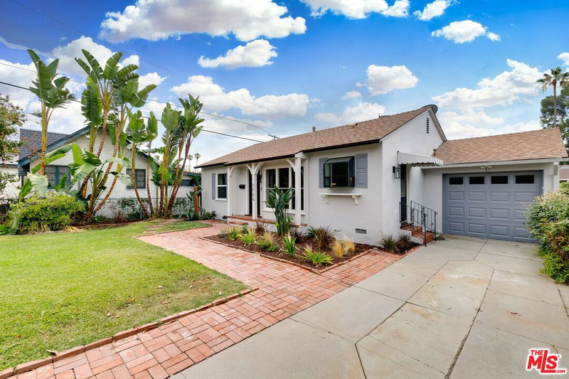 3744 Mountain View Ave
