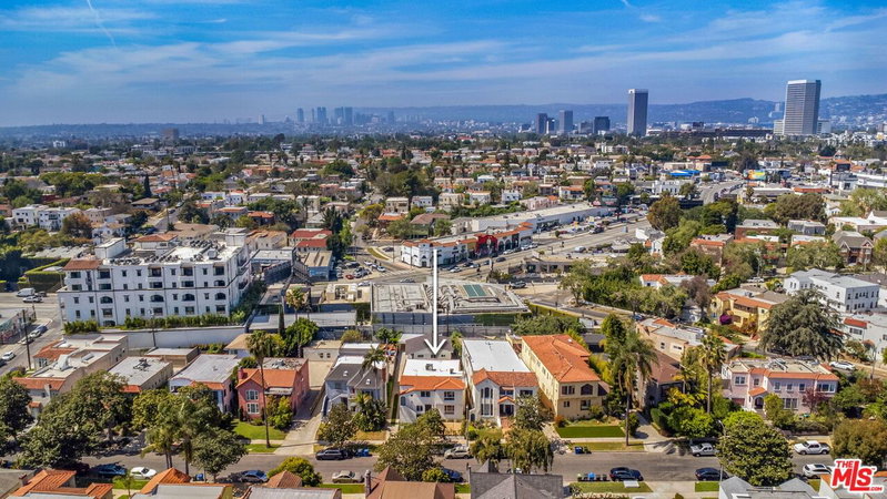1129 Citrus Ave
