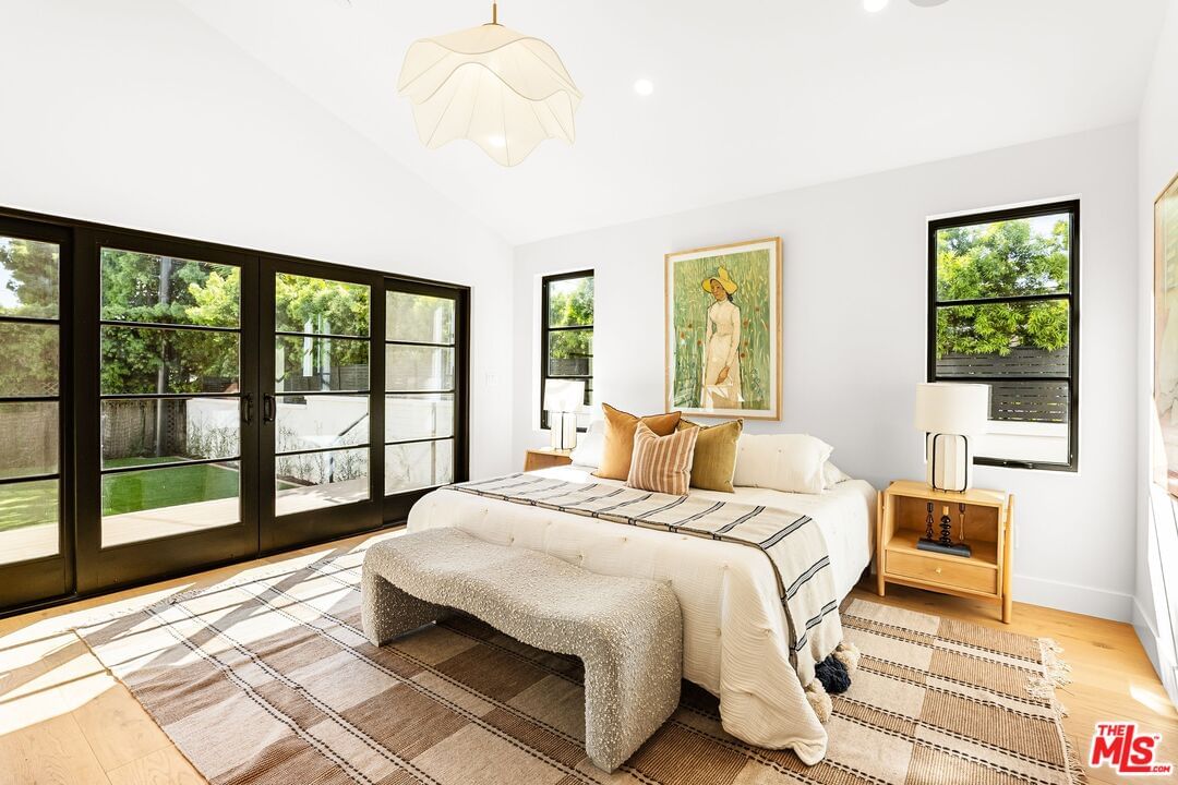Woodgreen photo 14