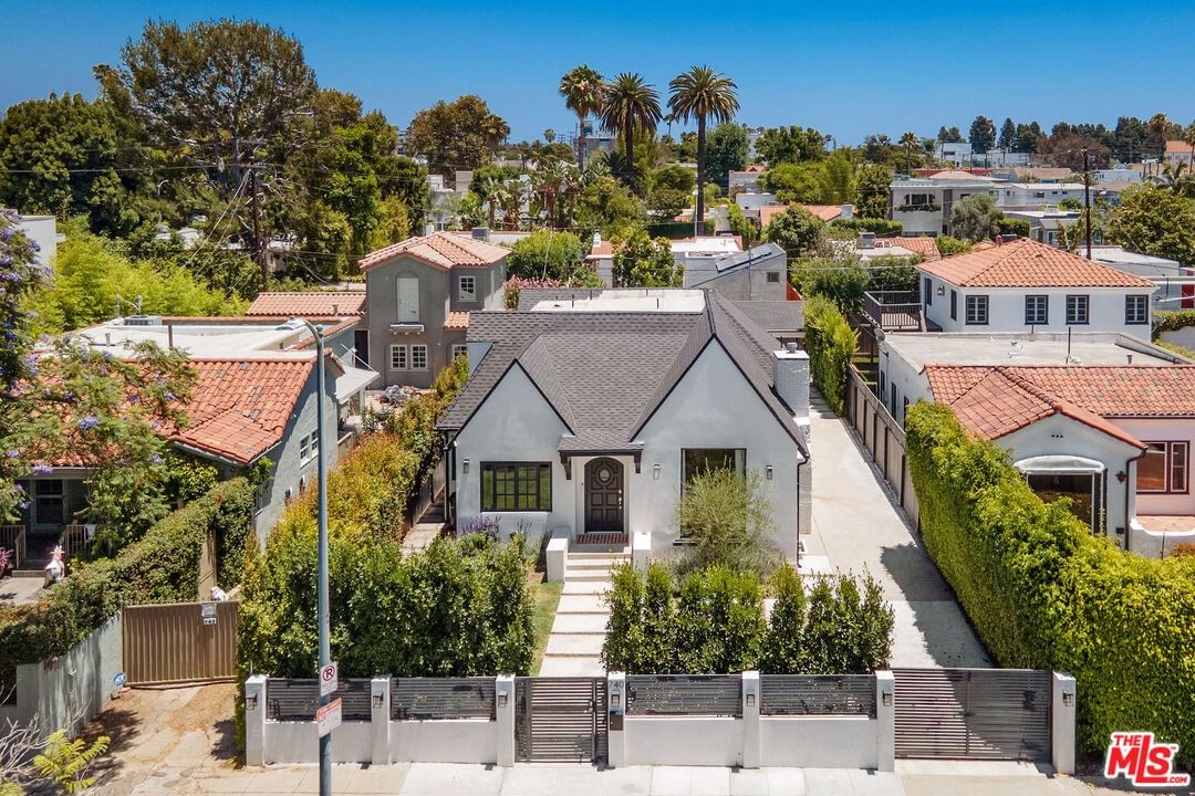 Crescent Heights photo 27