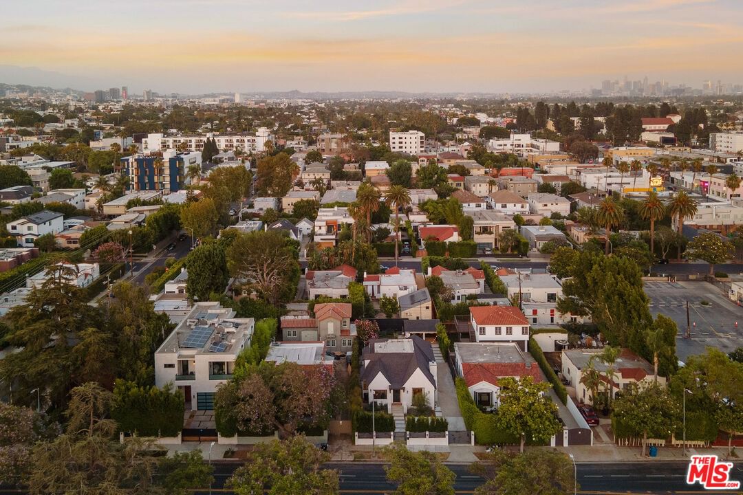 Crescent Heights photo 29