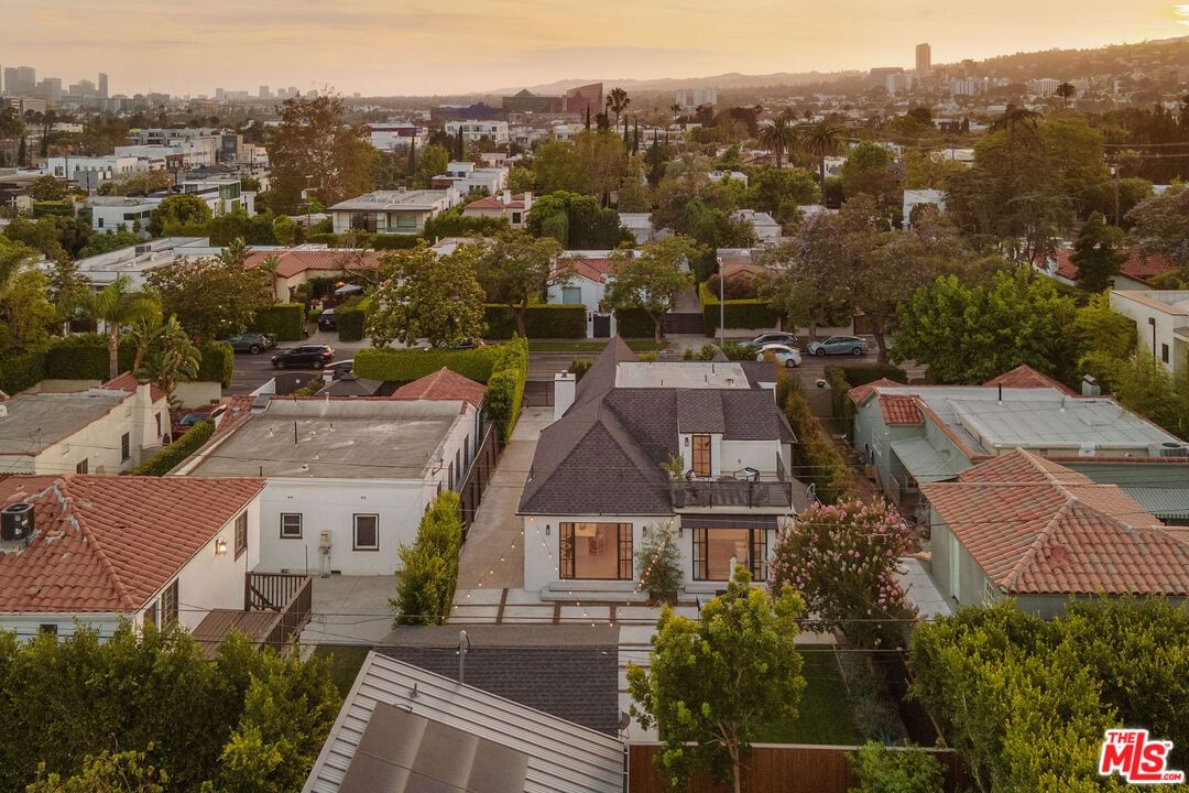 Crescent Heights photo 30