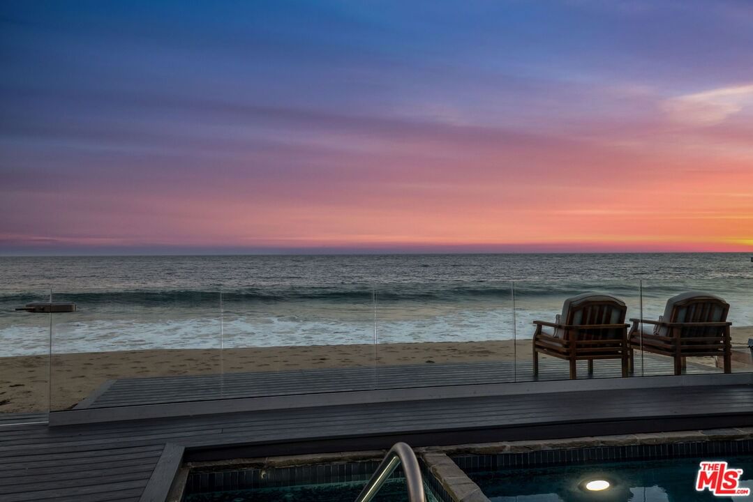 Malibu photo 9