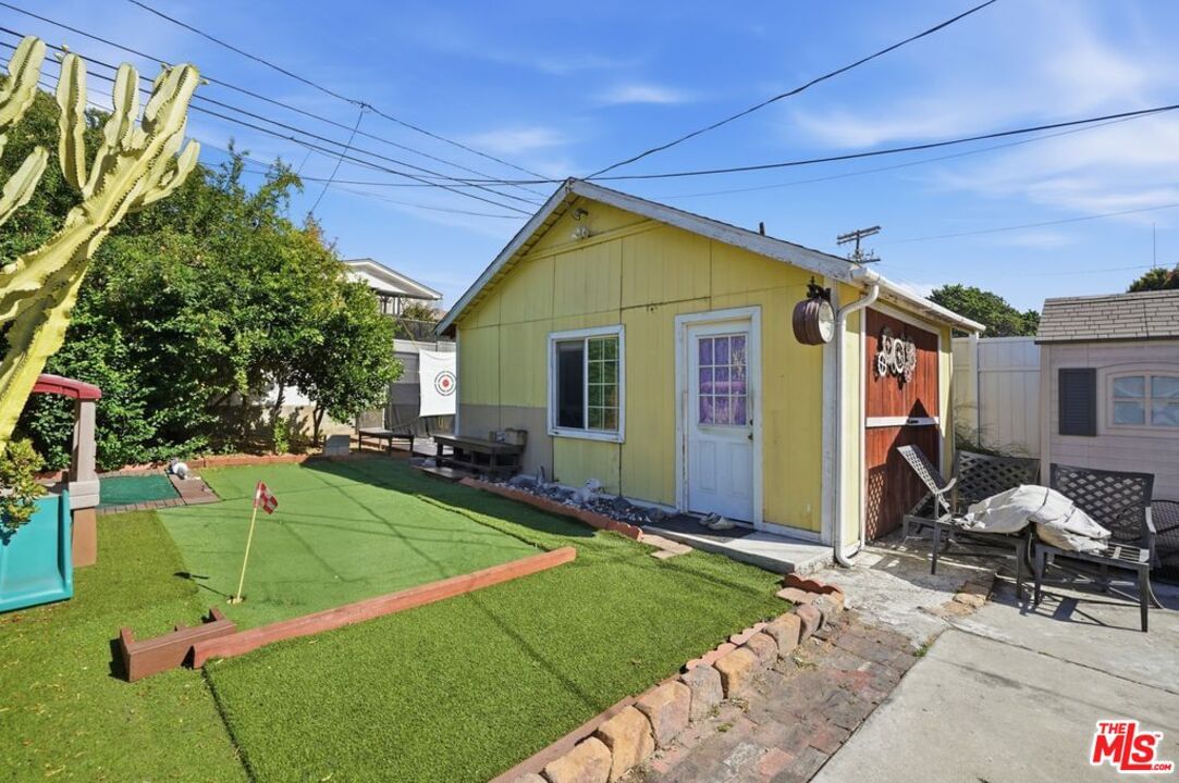 Crenshaw photo 18