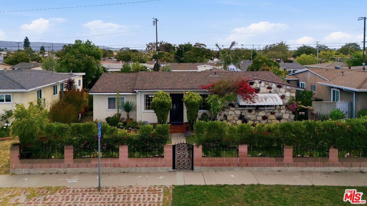 Dolores photo 56