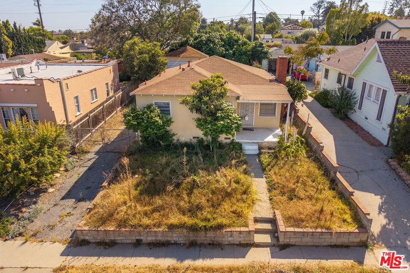 3641 Greenfield Ave